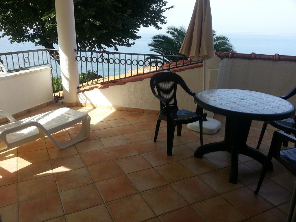 Apartments Villa Mare Mar Sutomore Rom bilde