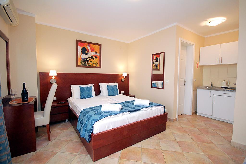 Apartments Villa Mare Mar Sutomore Eksteriør bilde